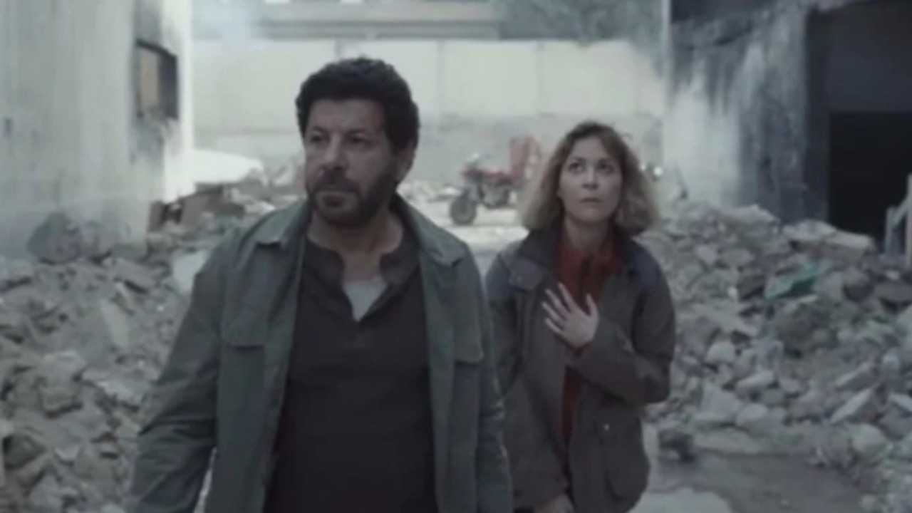 مشهد من صحاب الأرض (سوشيال ميديا)